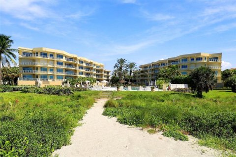 Copropriété à vendre à Longboat Key, Floride: 3 chambres, 227.15 m2 № 2425857 - photo 8