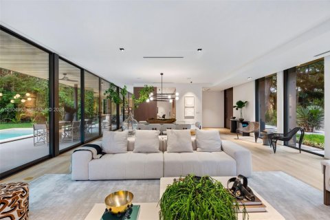 Купить виллу или дом в Майами, Флорида 6 спален, 500.93м2, № 2430161 - фото 11