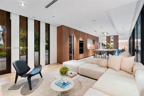 Купить виллу или дом в Майами, Флорида 6 спален, 500.93м2, № 2430161 - фото 30