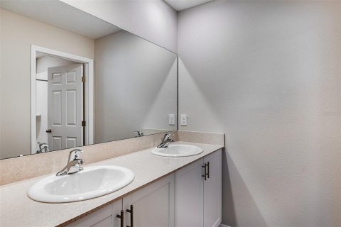 Villa ou maison à vendre à Haines City, Floride: 5 chambres, 279.73 m2 № 1802872 - photo 16