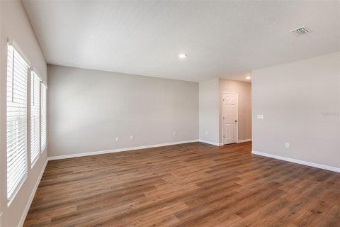 Villa ou maison à vendre à Haines City, Floride: 5 chambres, 279.73 m2 № 1802872 - photo 2