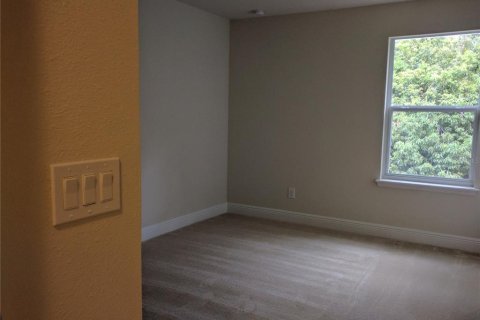 Townhouse in Winter Park, Florida 3 bedrooms, 173.91 sq.m. № 2388222 - photo 10