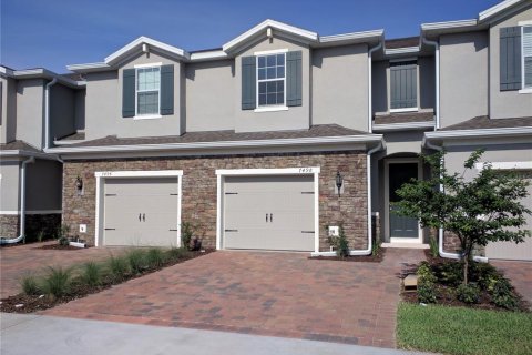 Townhouse in Winter Park, Florida 3 bedrooms, 173.91 sq.m. № 2388222 - photo 2