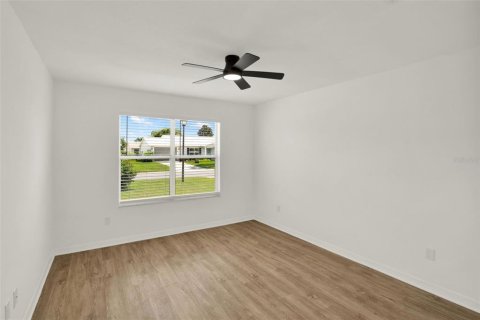Villa ou maison à vendre à The Villages, Floride: 3 chambres, 129.32 m2 № 1901551 - photo 23