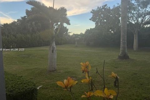 Снять в аренду виллу или дом в Хомстед, Флорида 3 спальни, 182.83м2, № 1923322 - фото 19