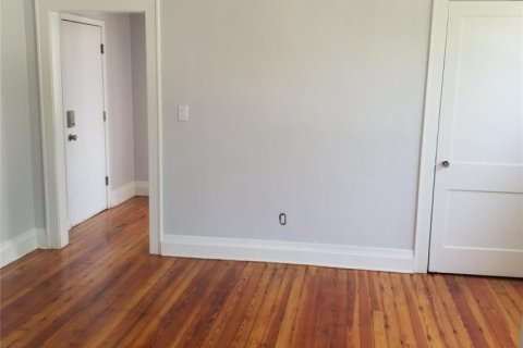 Apartment in Fort Lauderdale, Florida 1 bedroom, 465.07 sq.m. № 716634 - photo 1