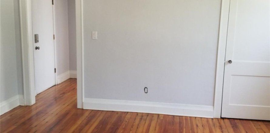 Apartment in Fort Lauderdale, Florida 1 bedroom, 465.07 sq.m. № 716634