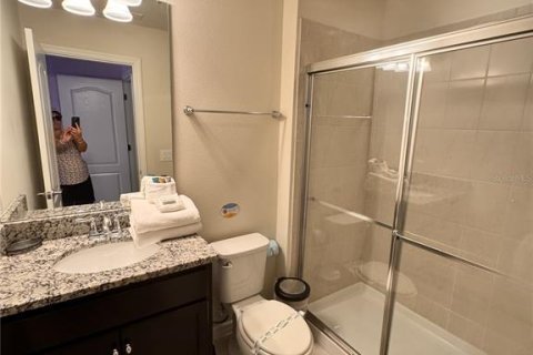 Adosado en venta en Kissimmee, Florida, 5 dormitorios, 210.24 m2 № 1907212 - foto 17