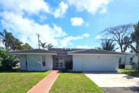 Villa ou maison à Pompano Beach, Floride 3 chambres, 170.94 m2 № 2185346