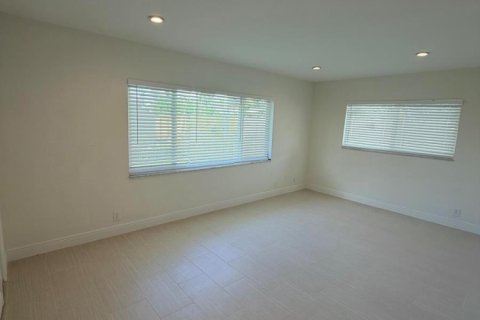 Villa ou maison à vendre à Pompano Beach, Floride: 3 chambres, 170.94 m2 № 2185346 - photo 8