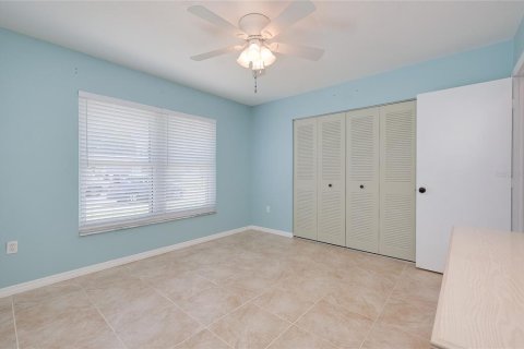 House in Port Charlotte, Florida 2 bedrooms, 115.66 sq.m. № 2396255 - photo 23