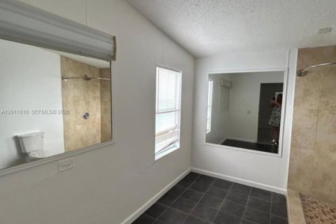 Apartment in Miami, Florida 2 bedrooms, 108.7 sq.m. № 2075291 - photo 12