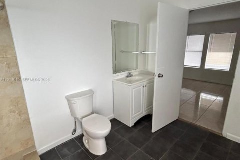 Apartment in Miami, Florida 2 bedrooms, 108.7 sq.m. № 2075291 - photo 13