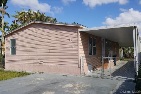 Apartamento en Miami, Florida 2 dormitorios, 108.7 m2 № 2075291