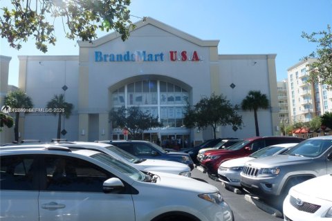 Copropriété à louer à Miami, Floride: 2 chambres, 103.96 m2 № 2049922 - photo 16