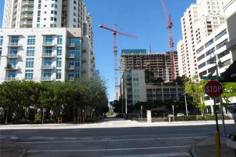 Copropriété à louer à Miami, Floride: 2 chambres, 103.96 m2 № 2049922 - photo 5