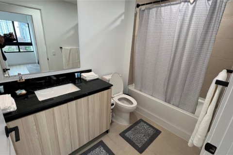 Купить кондоминиум в Майами, Флорида 2 спальни, 82.13м2, № 2089214 - фото 19