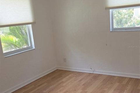 Villa ou maison à vendre à Saint Petersburg, Floride: 3 chambres, 90.67 m2 № 1800412 - photo 6