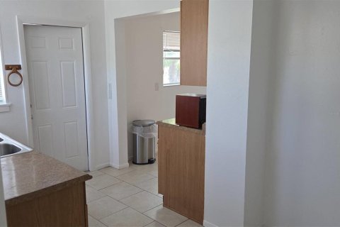 Villa ou maison à vendre à Saint Petersburg, Floride: 3 chambres, 90.67 m2 № 1800412 - photo 11