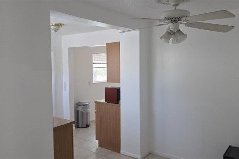 Villa ou maison à vendre à Saint Petersburg, Floride: 3 chambres, 90.67 m2 № 1800412 - photo 7
