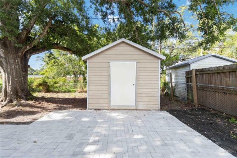 House in Sarasota, Florida 3 bedrooms, 114.08 sq.m. № 1821474 - photo 24