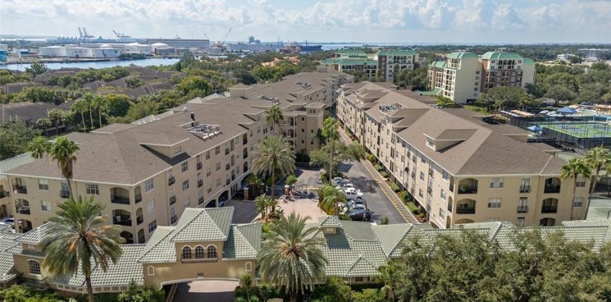 Condo à Tampa, Floride, 2 chambres № 2428658