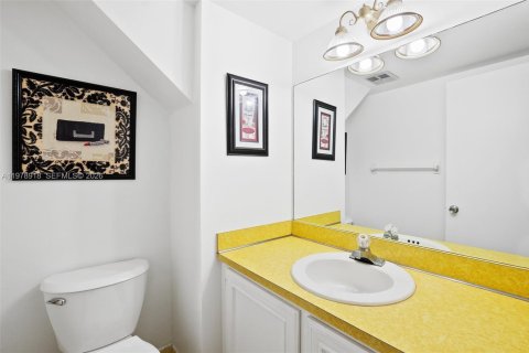 Adosado en venta en Davie, Florida, 3 dormitorios, 147.71 m2 № 2080125 - foto 14