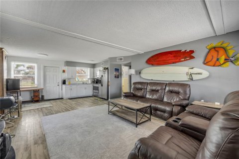 Immobilier commercial à vendre à New Smyrna Beach, Floride: 4 chambres, 190.64 m2 № 1848232 - photo 6
