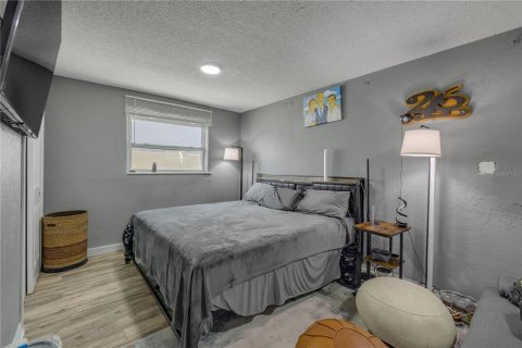 Immobilier commercial à vendre à New Smyrna Beach, Floride: 4 chambres, 190.64 m2 № 1848232 - photo 10