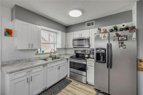Immobilier commercial à vendre à New Smyrna Beach, Floride: 4 chambres, 190.64 m2 № 1848232 - photo 8