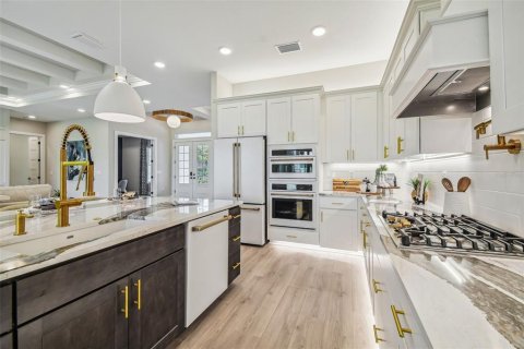 Casa en venta en Brooksville, Florida, 3 dormitorios, 286.42 m2 № 1516156 - foto 28