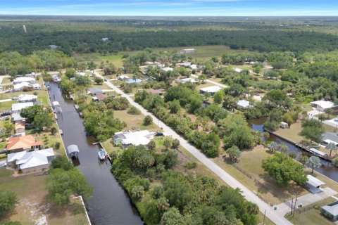 Land in Punta Gorda, Florida № 1868546 - photo 17