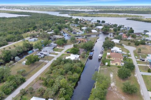 Land in Punta Gorda, Florida № 1868546 - photo 15