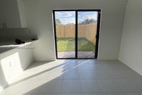 Townhouse in Homestead, Florida 3 bedrooms, 149.76 sq.m. № 1921583 - photo 23