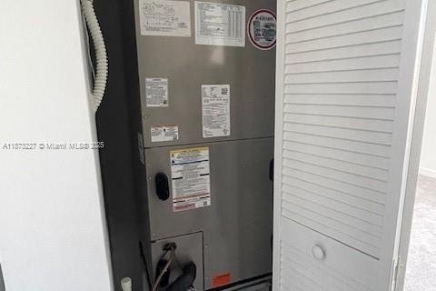 Townhouse in Homestead, Florida 3 bedrooms, 149.76 sq.m. № 1921583 - photo 13