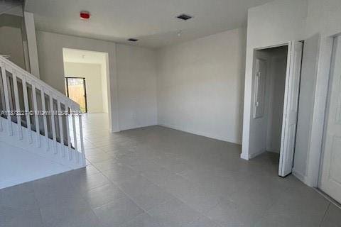 Townhouse in Homestead, Florida 3 bedrooms, 149.76 sq.m. № 1921583 - photo 10