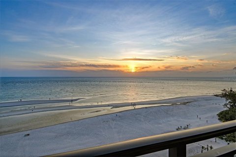 Condominio en venta en Sarasota, Florida, 2 dormitorios, 119.1 m2 № 1761365 - foto 1