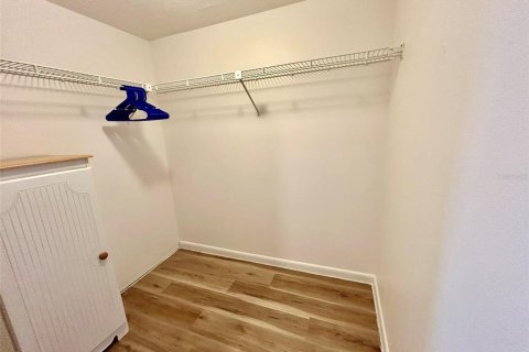 Condominio en alquiler en Punta Gorda, Florida, 1 dormitorio, 99.96 m2 № 2398784 - foto 13