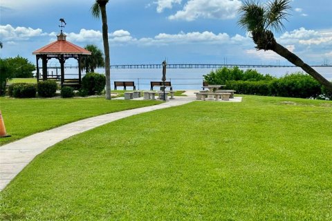 Condominio en alquiler en Punta Gorda, Florida, 1 dormitorio, 99.96 m2 № 2398784 - foto 23