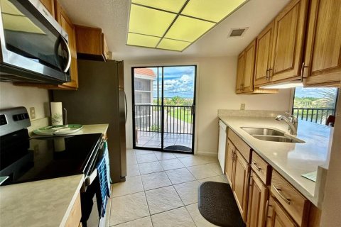 Condominio en alquiler en Punta Gorda, Florida, 1 dormitorio, 99.96 m2 № 2398784 - foto 6