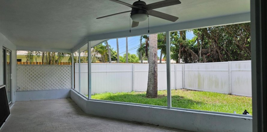 Casa en Boca Raton, Florida 3 dormitorios, 146.51 m2 № 1079292