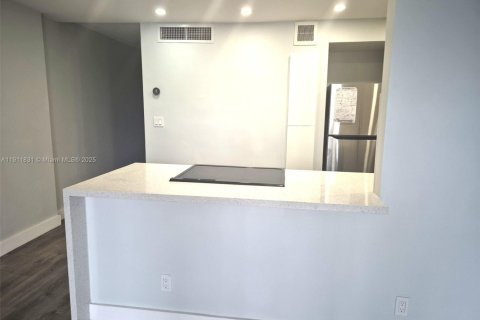 Copropriété à louer à Fort Lauderdale, Floride: 1 chambre, 65.4 m2 № 1967623 - photo 5