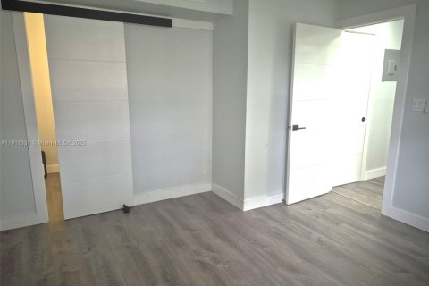 Copropriété à louer à Fort Lauderdale, Floride: 1 chambre, 65.4 m2 № 1967623 - photo 9