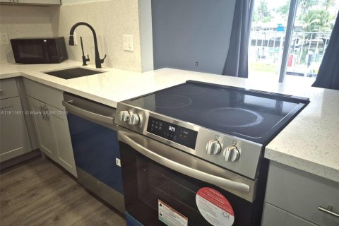 Copropriété à louer à Fort Lauderdale, Floride: 1 chambre, 65.4 m2 № 1967623 - photo 4