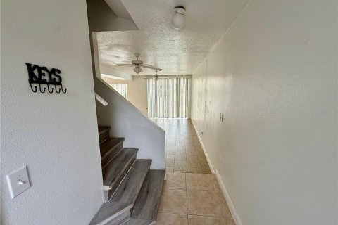 Touwnhouse à vendre à Davenport, Floride: 4 chambres, 168.25 m2 № 2337245 - photo 5