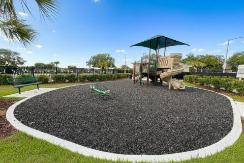 Adosado en venta en Haines City, Florida, 4 dormitorios, 172.8 m2 № 2098585 - foto 30