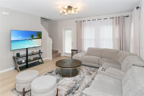 Adosado en venta en Haines City, Florida, 4 dormitorios, 172.8 m2 № 2098585 - foto 5