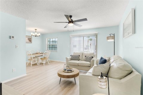 Condominio en venta en New Smyrna Beach, Florida, 1 dormitorio, 59.09 m2 № 1848600 - foto 2