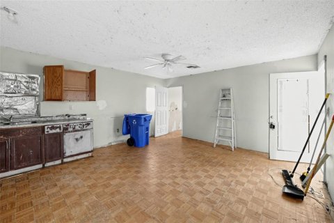 Casa en venta en Lakeland, Florida, 2 dormitorios, 63.45 m2 № 2381126 - foto 2
