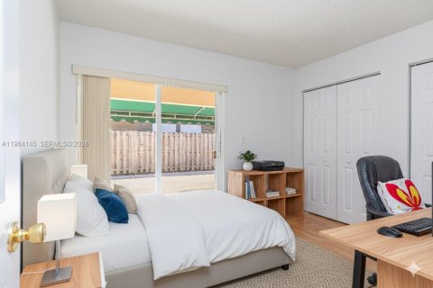 Casa en venta en Miami, Florida, 3 dormitorios, 115.66 m2 № 2028183 - foto 21
